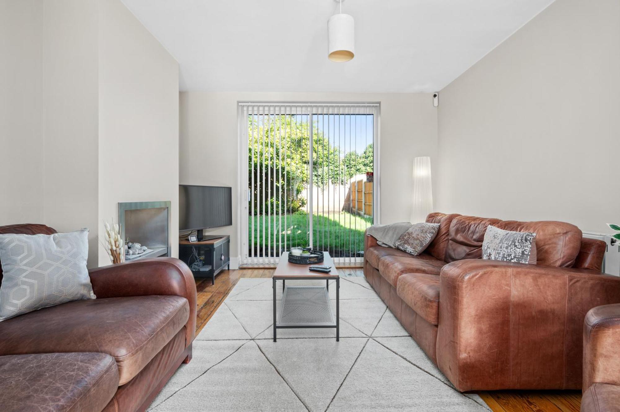 Fantastic, Modern 3 Bedroom House Manchester Exteriör bild
